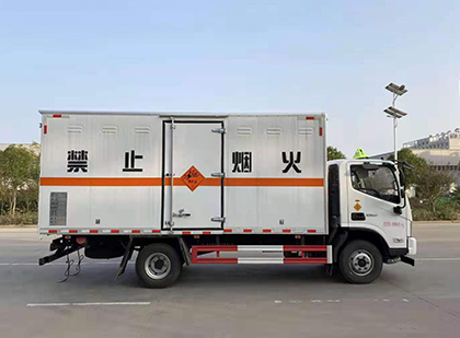 安仁爆破器材运输车