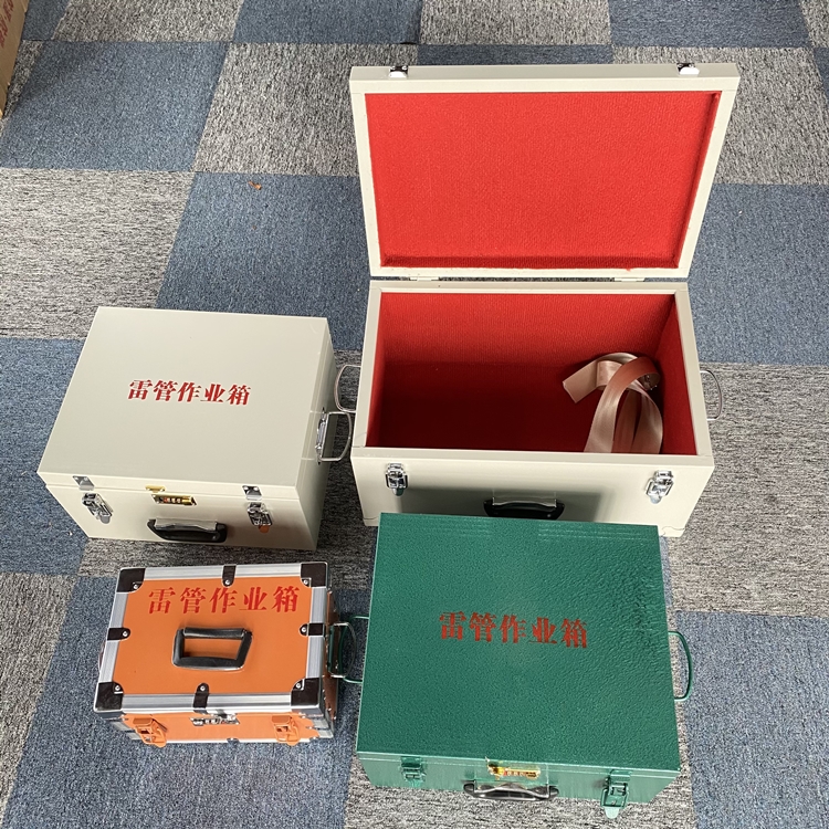 安仁爆破工程作业箱如何选择？玻璃钢与传统材质的全面对比